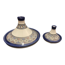 Load image into Gallery viewer, Handgefertigte Keramik Tajine aus Marokko
